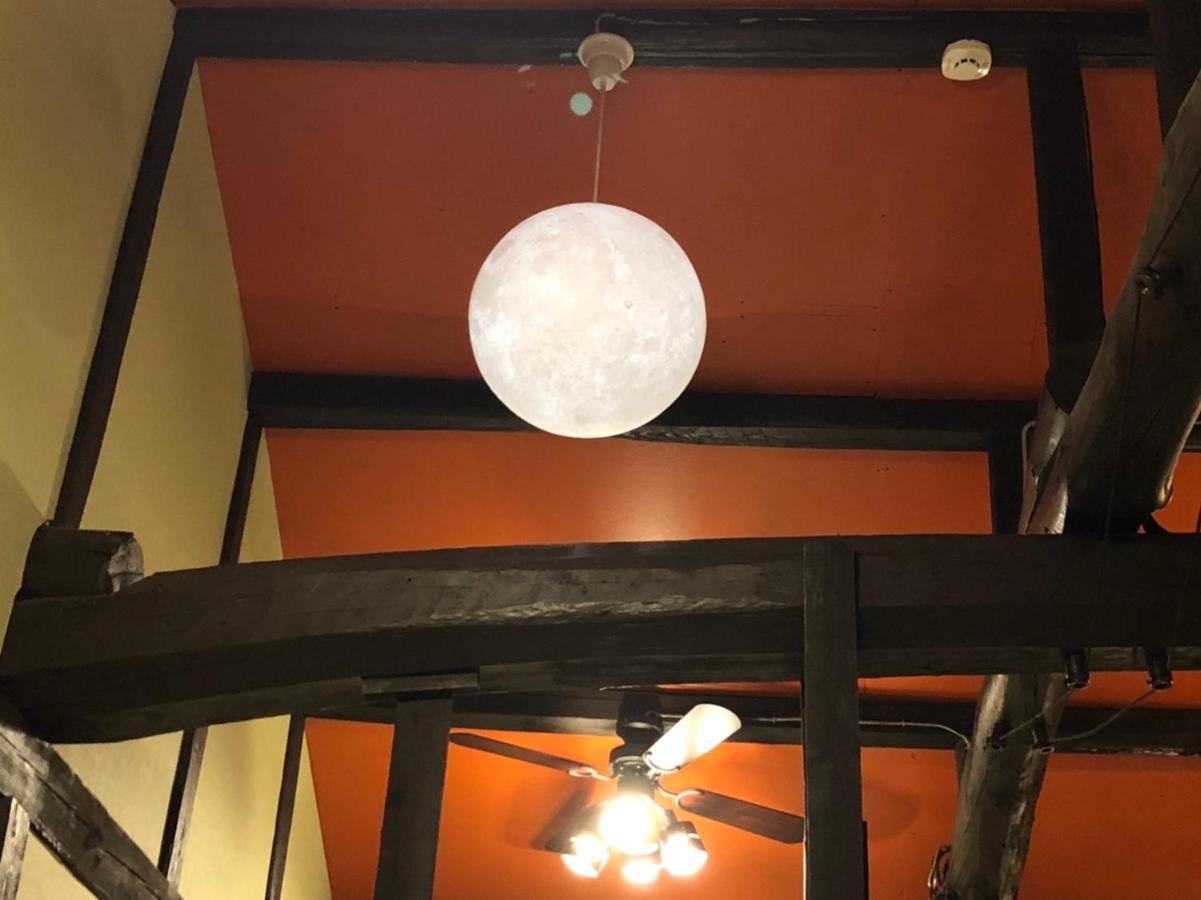 Lamp House 民宿 *